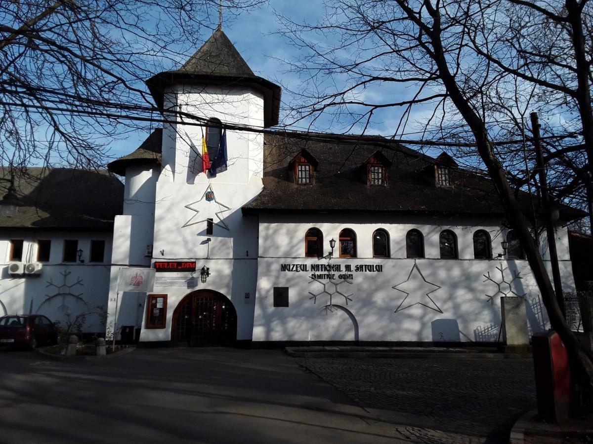 Mary Central Appartaments Boekarest Buitenkant foto